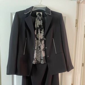 Kasper Skirt Suit Beautiful Black Jacket with white trim/Maxi Skirt/Scarf Sz 10